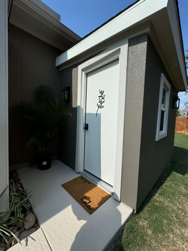 WhatsApp Image 2025-09-27 at 8.42.53 PM (2)