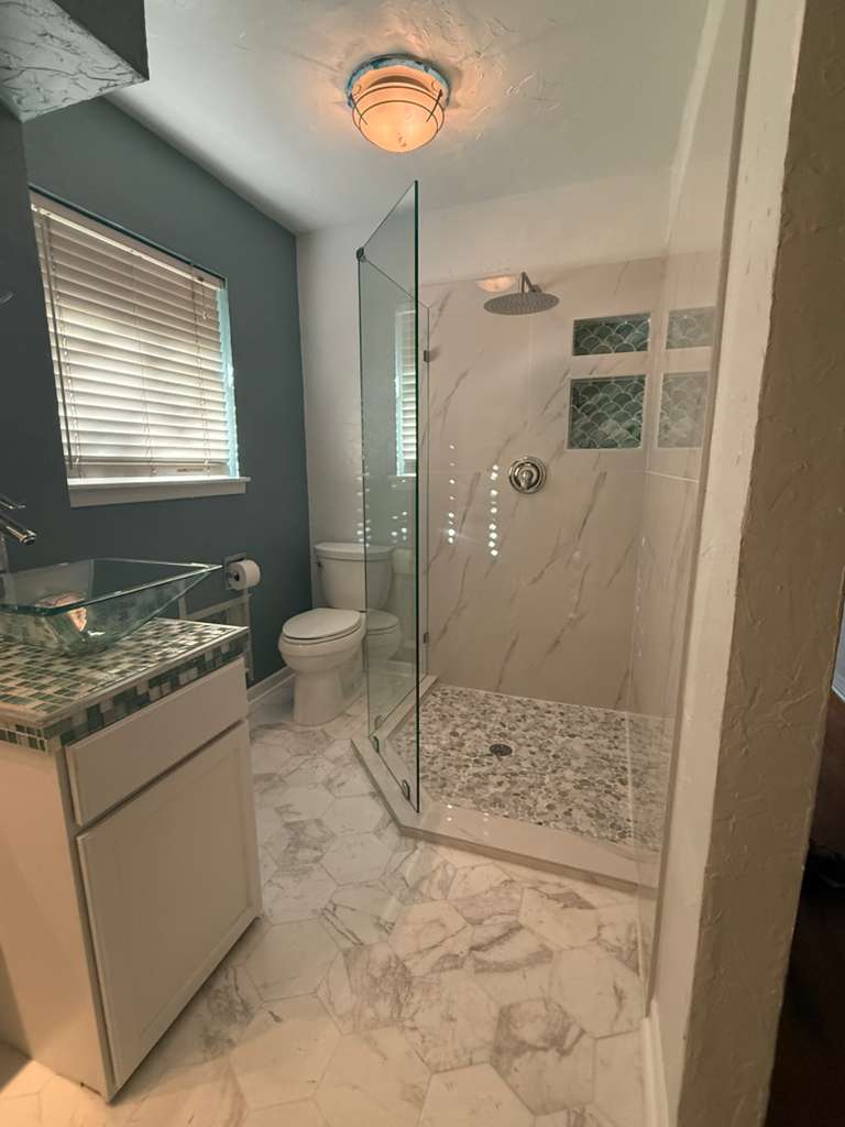 Bathrooms Remodeling